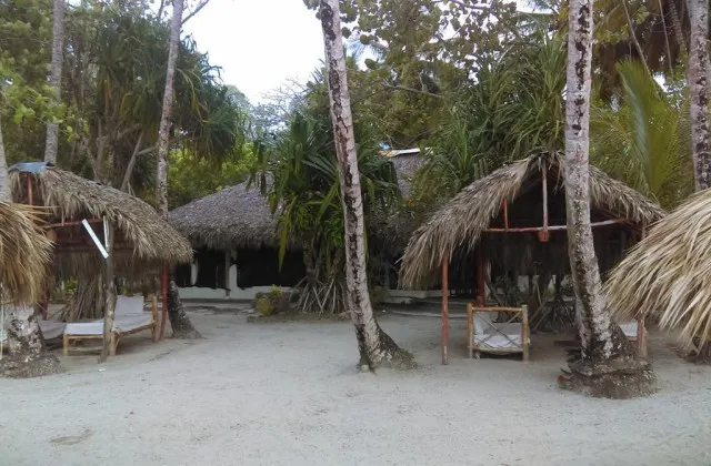 Playa Paraiso Magante cabana bungalow